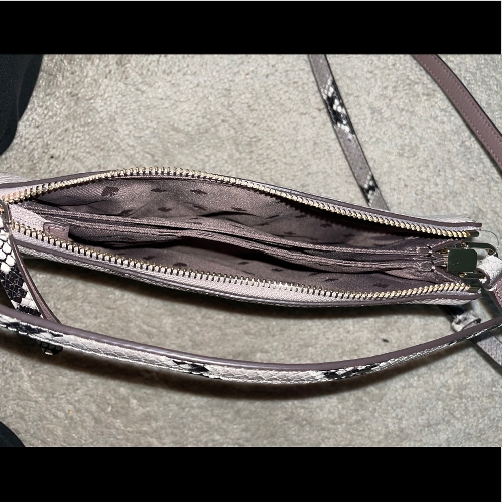 Kate Spade Crossbody - Picture 3 of 4